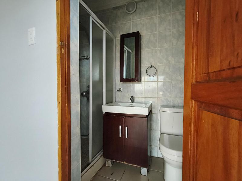 6 Bedroom Property for Sale in Mthata Eastern Cape